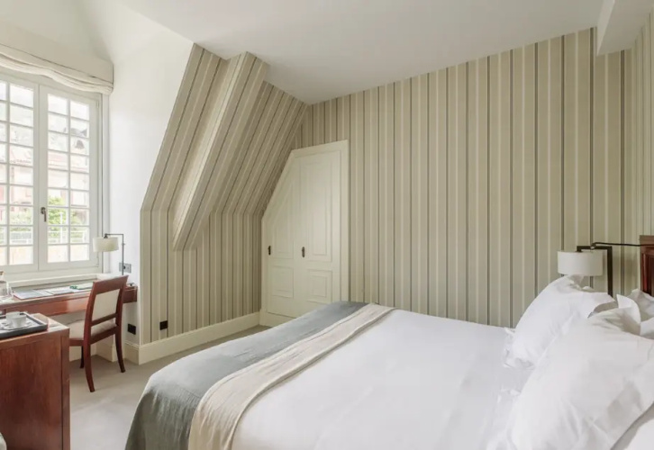 Contemporary Deluxe Double room