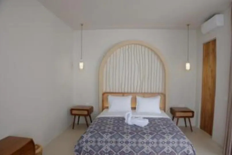 1 Bedroom White Villa