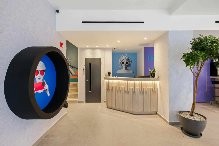 The Q Hotel
