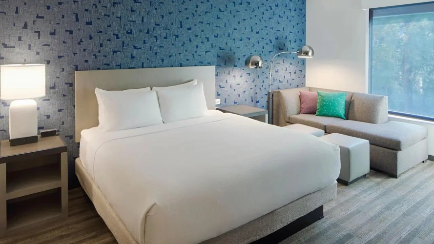 Accessible Double Den Guestroom
