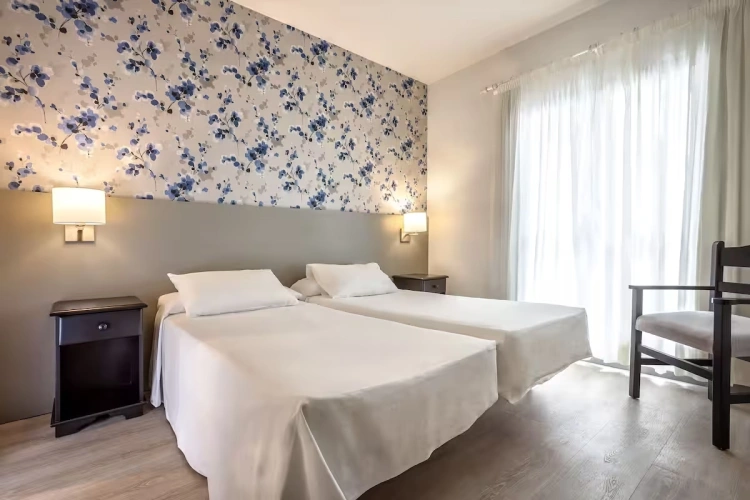 1 Bedroom Twin Apartment