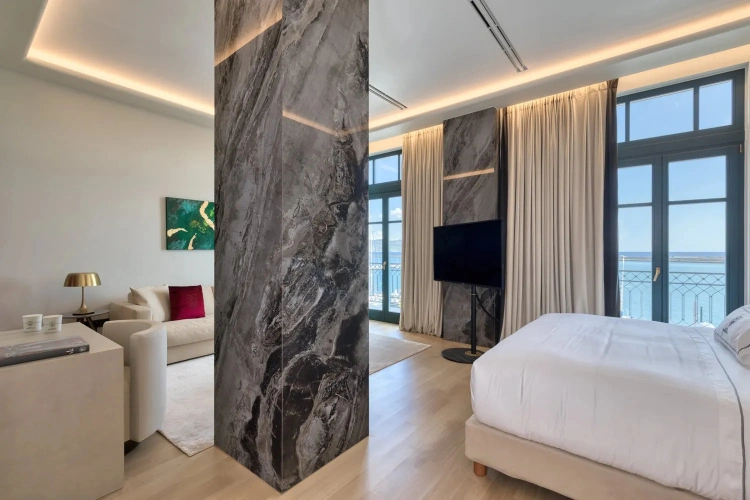 Grand Double Suite with sea view