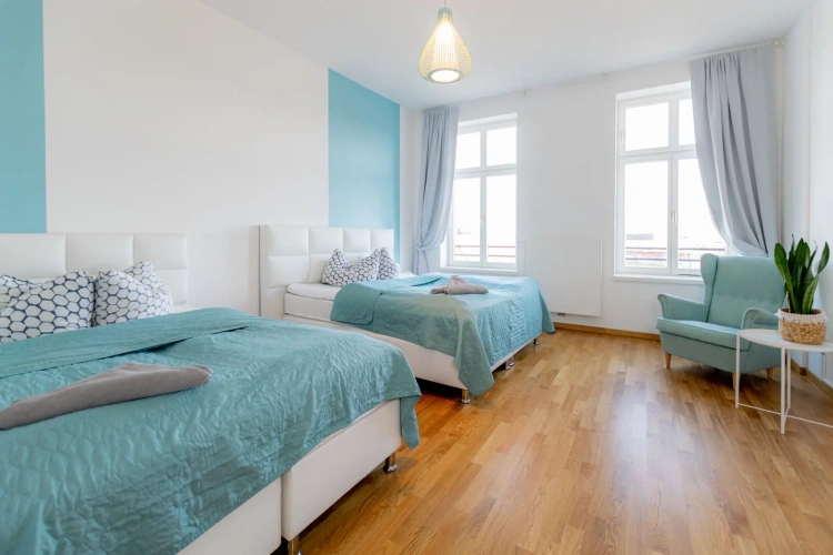 Modern with Eat-in Kitchen Double Studio