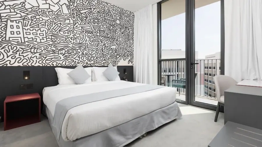 Signature Double Suite