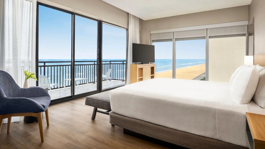 1 Bedroom Double Suite oceanfront