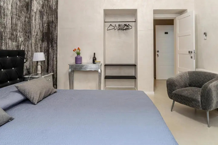 Flower Rooms Cagliari
