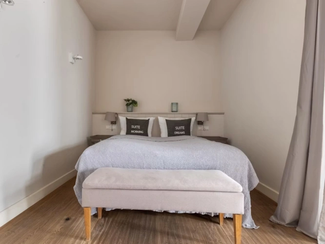1 Bedroom Double Suite