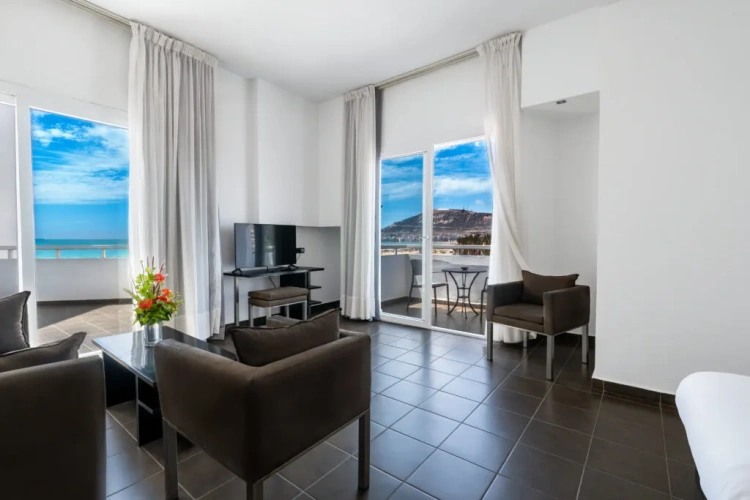 Standard Double room with ocean view