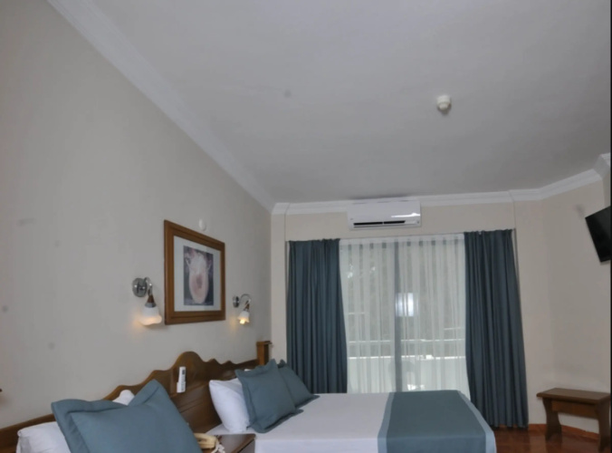 Standard Twin room with sea view