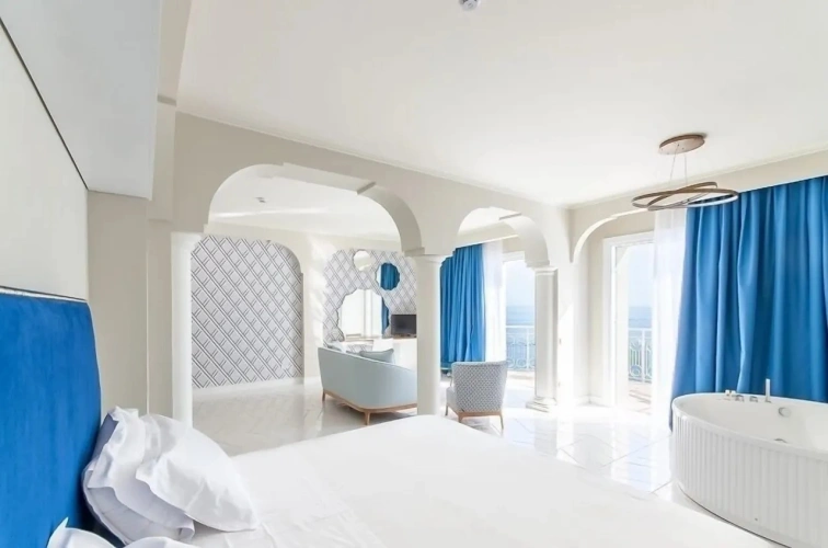 Signature Double Suite