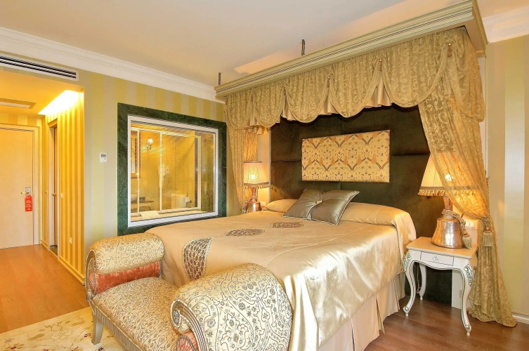 Double Junior Suite with mountain view