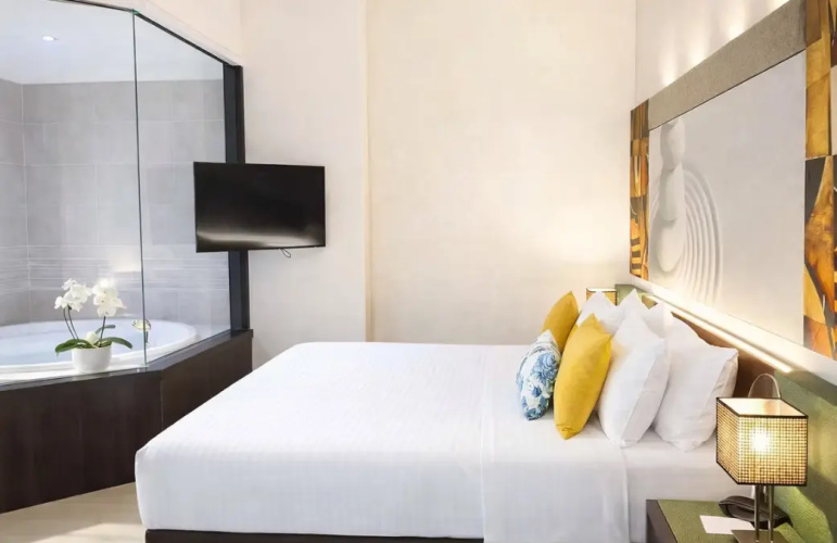 Bathtub Hydromassage Double Wellness Junior Suite