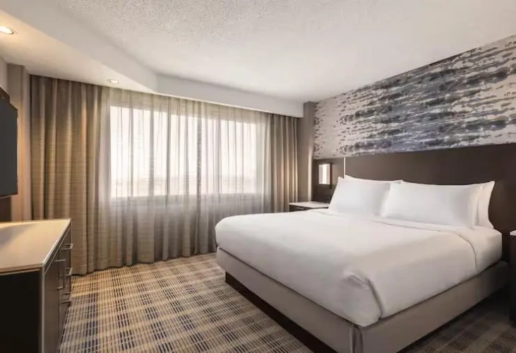 Corner Double Suite