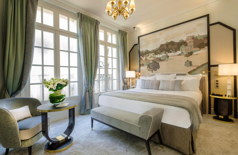 Elysia Hotel