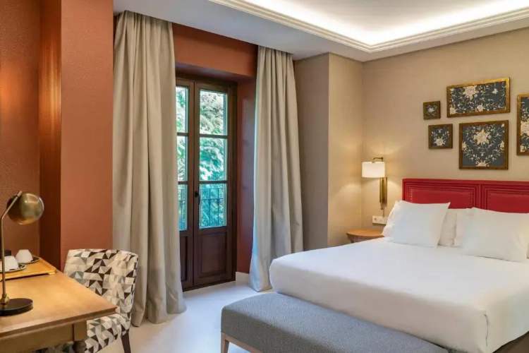 Hotel Vincci Molviedro