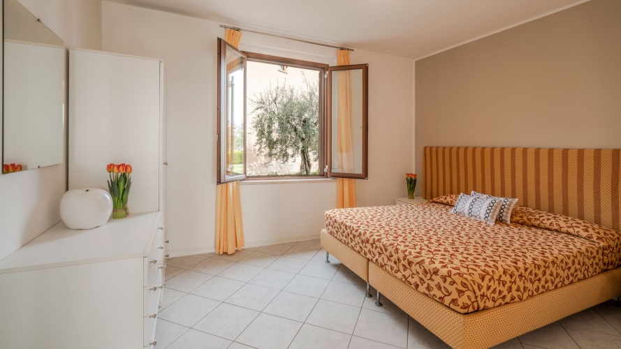 3 Bedrooms Standard Quadruple Apartment