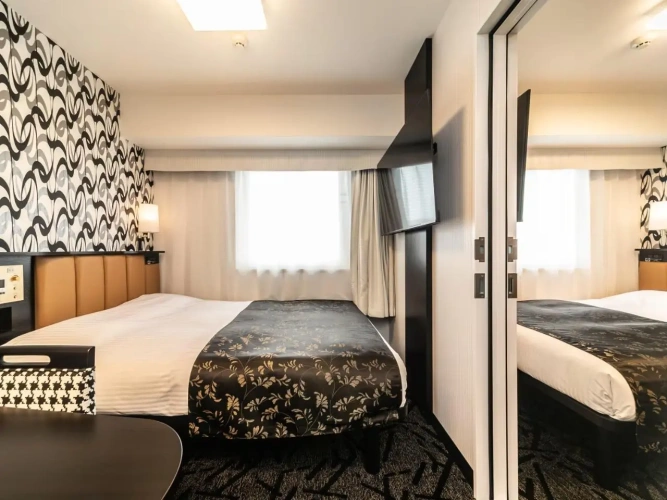 Connecting Quadruple room