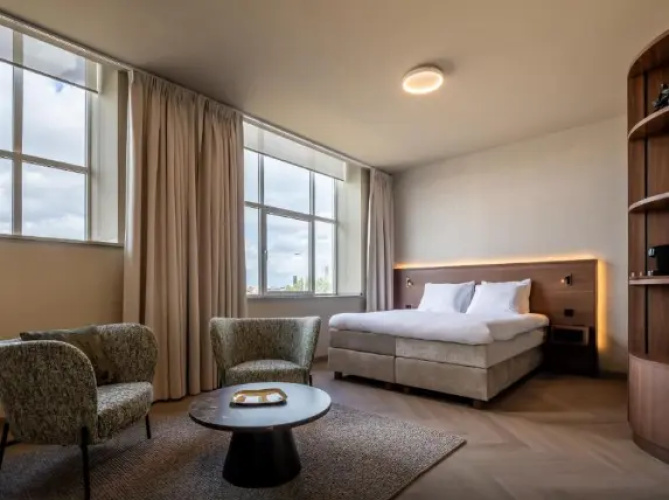 Large Double room
