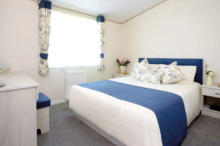 Exclusive Private Peg Lodge Lakeside