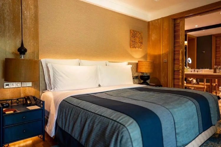 Standard Courtyard Access Double room