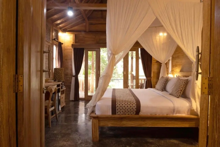 Unique Joglo with Shared Pool Double Villa