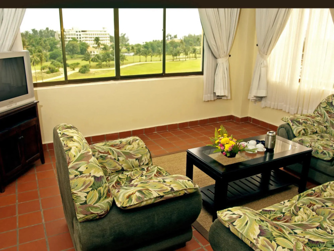 The Palms Hotel Phan Thiet