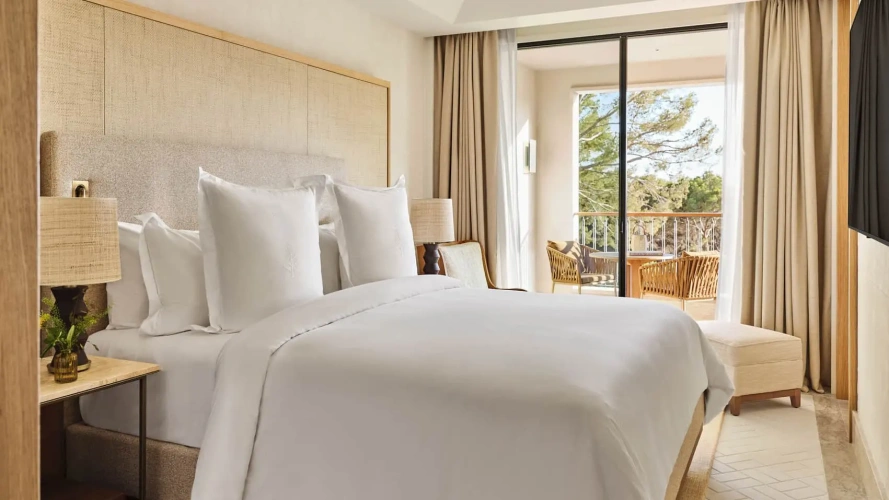 Double Suite with Pine view