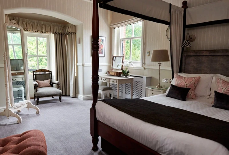 Four Poster Manor Double Suite