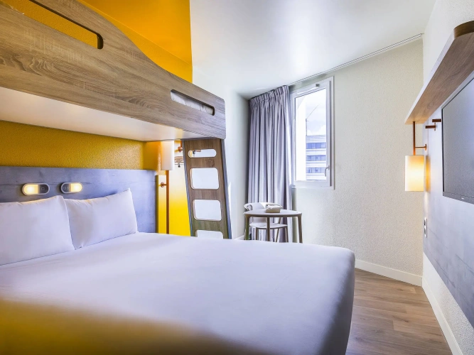 Triple room
