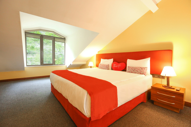 Corner Double Duplex Suite