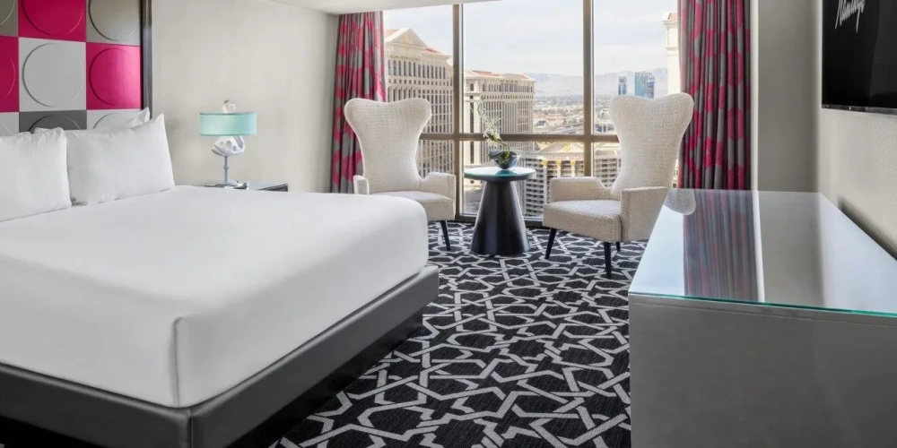Vice Presidential Flamingo Double Suite