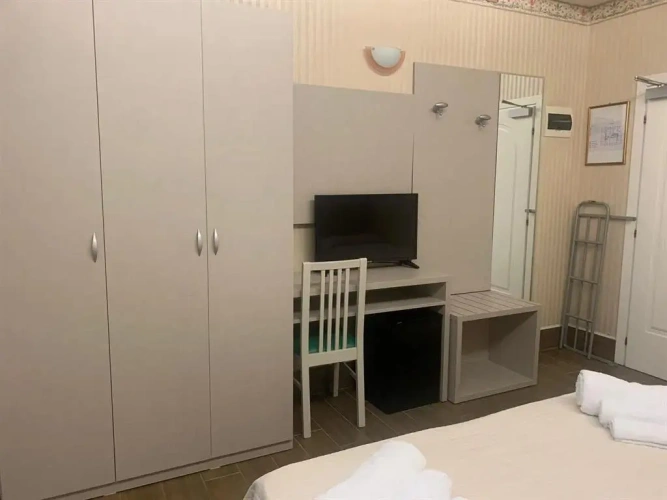 Triple room