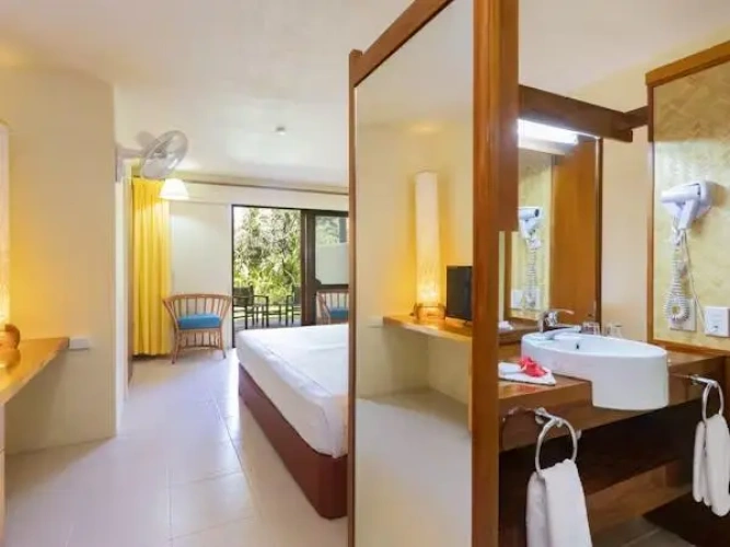 2 Bedrooms Beachside Family Suite