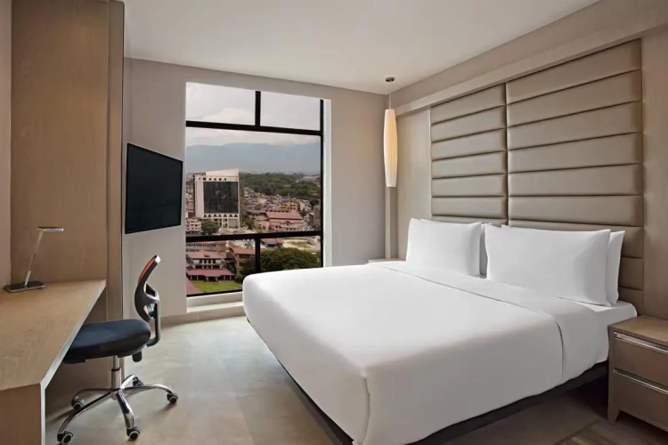 1 Bedroom Larger Double Club Suite