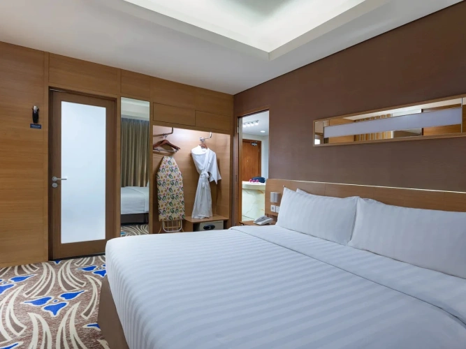 Corner Double Suite