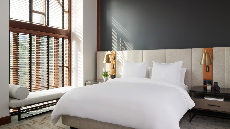Deluxe Four Seasons Executive Double Suite