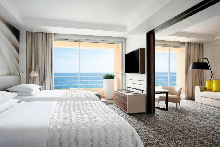 Le Meridien Beach Plaza photo 16