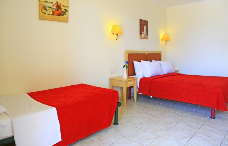 Maisonettes Twin Family room