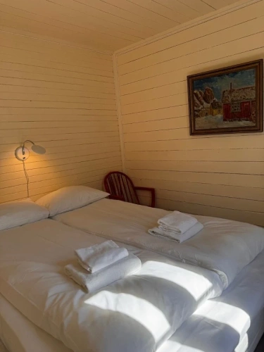 1 Bedroom Double Cabin