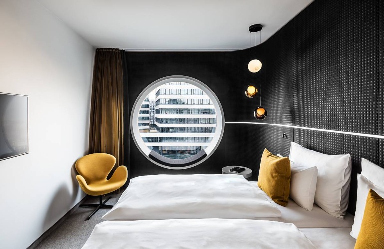 Twin room with garden view
