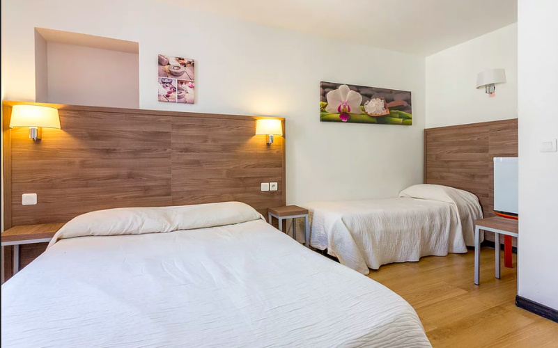 Triple room