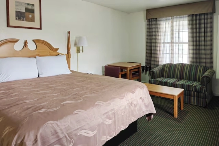 Quadruple Suite