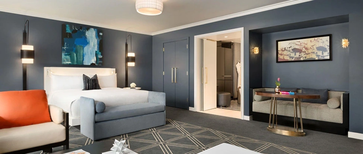 Large Signature Double room
