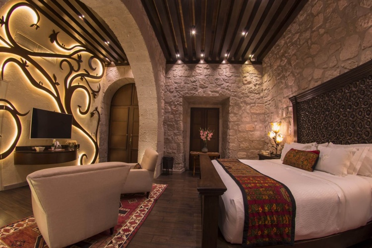 Master Double Suite