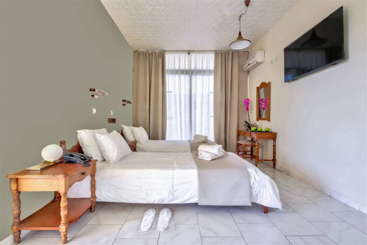 Silver Beach Hotel