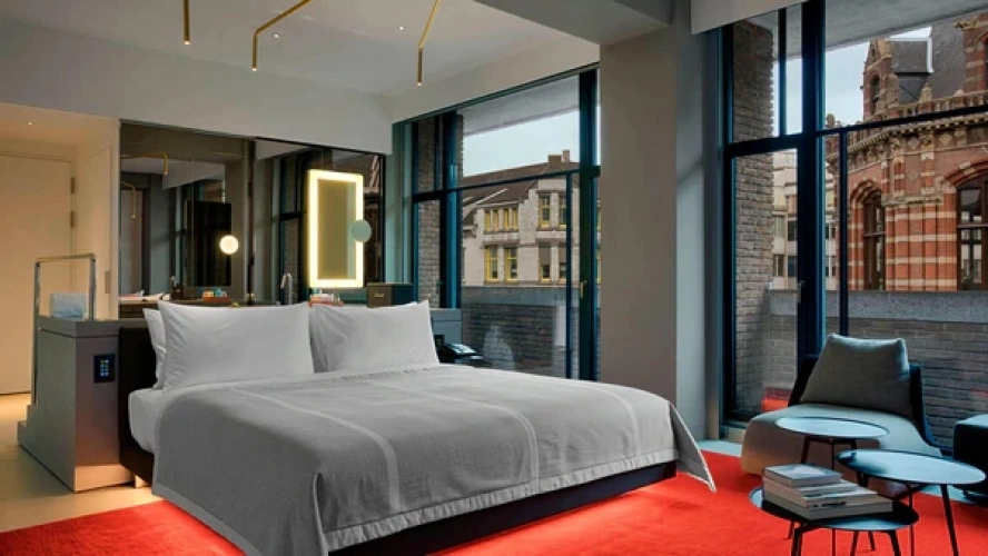 Cool corner Exchange Double Suite