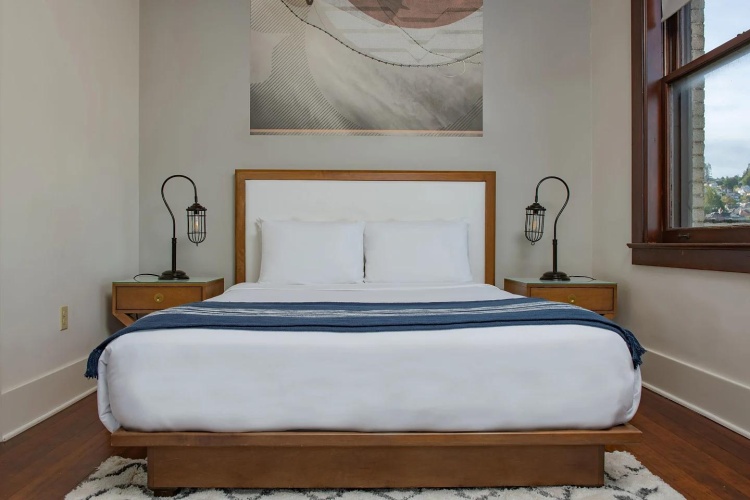 Standard Double room with river view