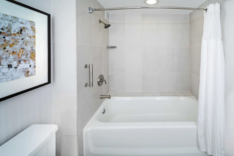 DoubleTree by Hilton Hotel Tulsa - Warren Place photo 28