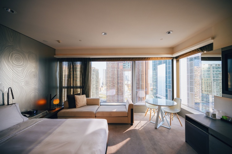 Cool Corner Double room with partial harbour view