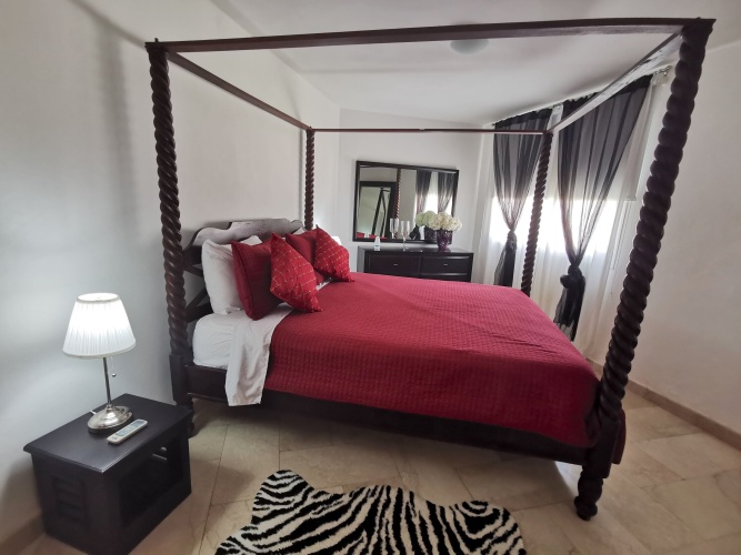 2 Bedrooms Deluxe Apartment with ocean view